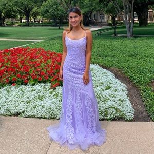 Beautiful Lilac Classic 90’s Cut Prom Dress
